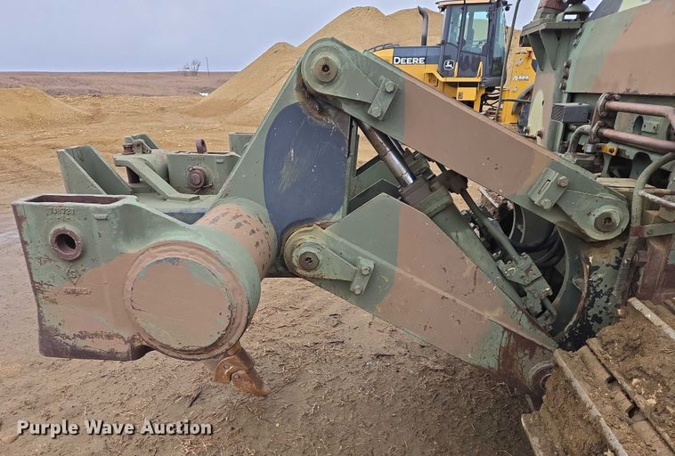image for item ES2849 Caterpillar D7F dozer