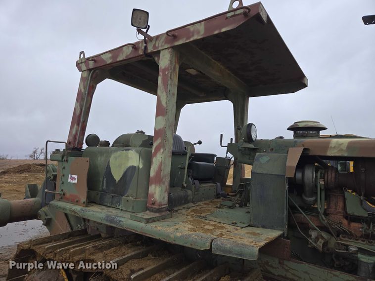 image for item ES2849 Caterpillar D7F dozer
