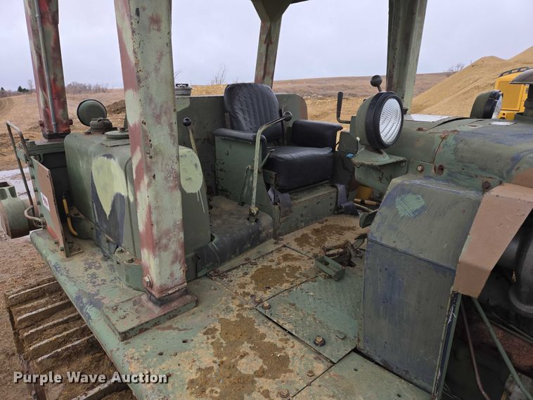 image for item ES2849 Caterpillar D7F dozer