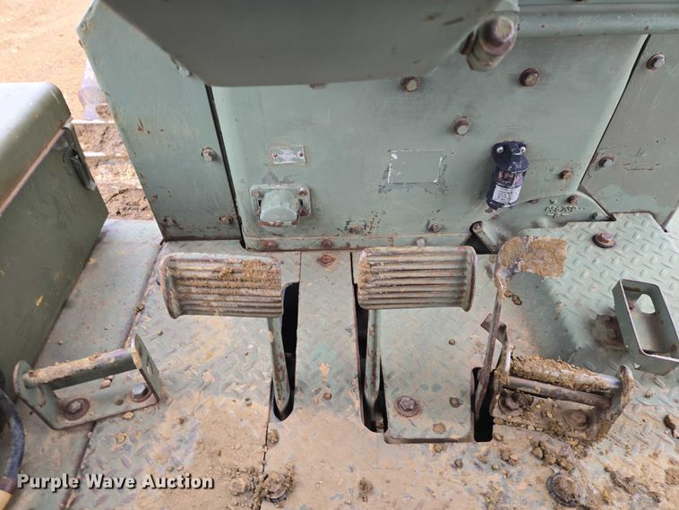 image for item ES2849 Caterpillar D7F dozer