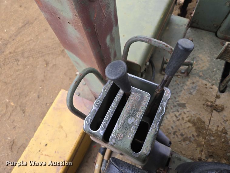 image for item ES2849 Caterpillar D7F dozer