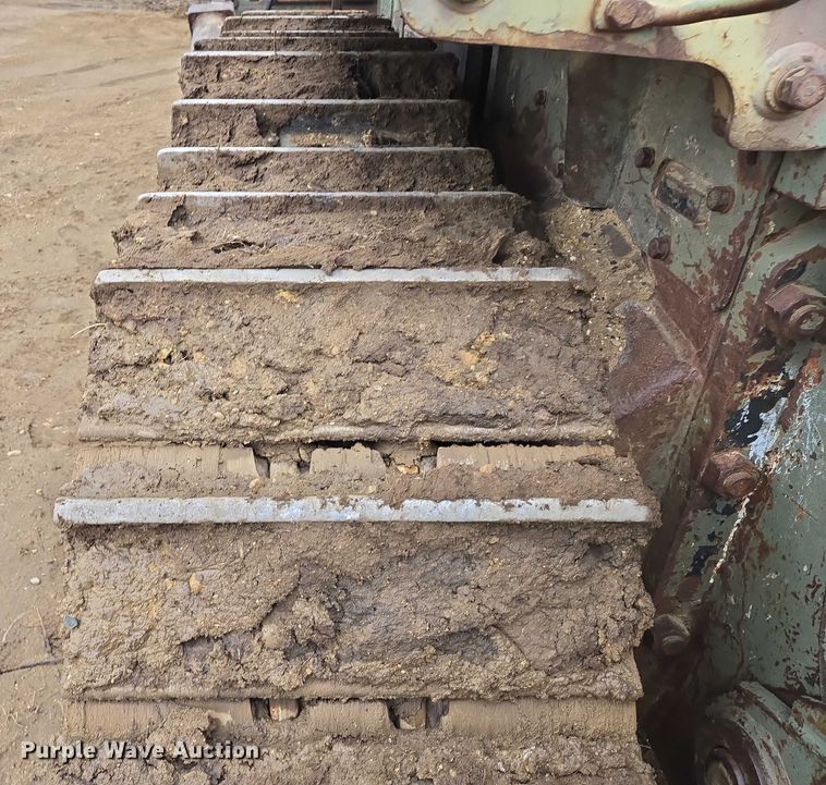 image for item ES2849 Caterpillar D7F dozer