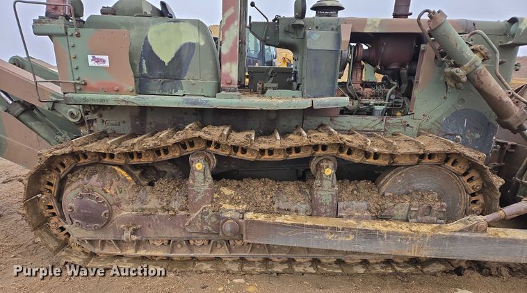 image for item ES2849 Caterpillar D7F dozer