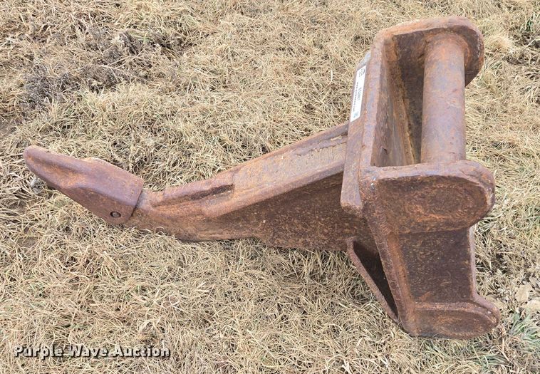 image for item ES2861 Excavator ripper tooth