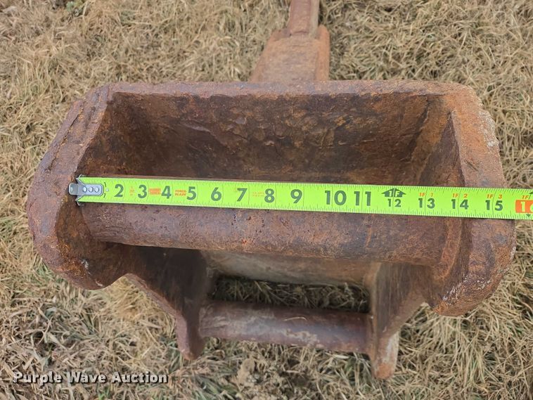 image for item ES2861 Excavator ripper tooth