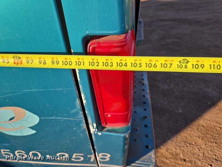 image for item ES2889 2005 Dodge Ram 3500 Crew Cab utility bed pickup truck