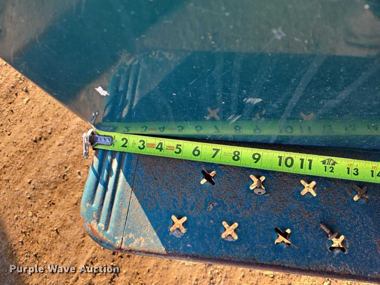 image for item ES2889 2005 Dodge Ram 3500 Crew Cab utility bed pickup truck