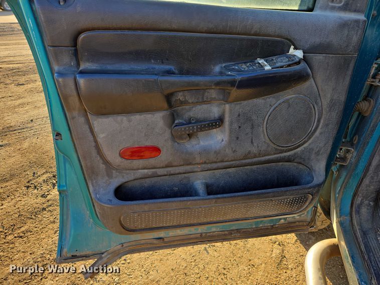 image for item ES2889 2005 Dodge Ram 3500 Crew Cab utility bed pickup truck