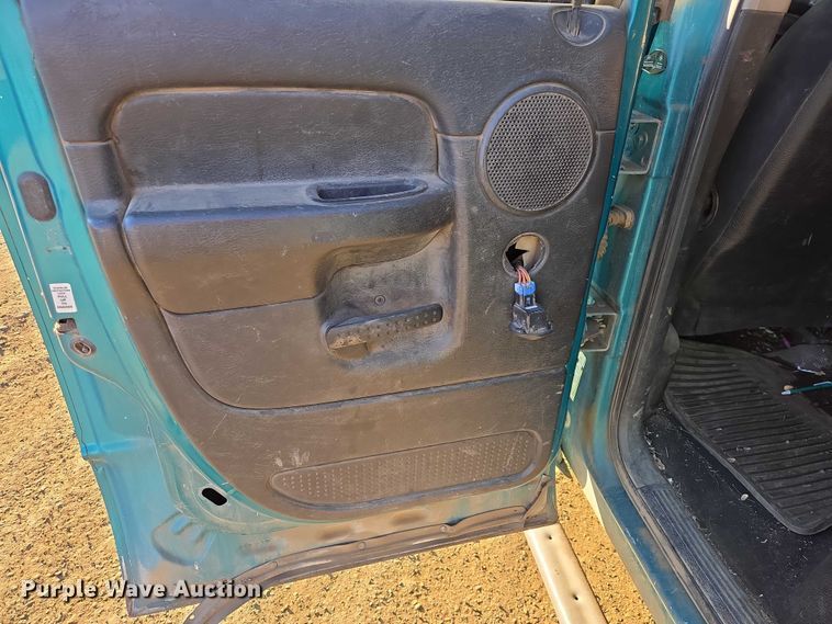 image for item ES2889 2005 Dodge Ram 3500 Crew Cab utility bed pickup truck