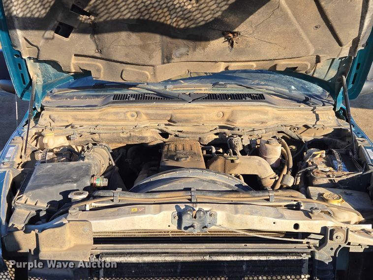 image for item ES2889 2005 Dodge Ram 3500 Crew Cab utility bed pickup truck