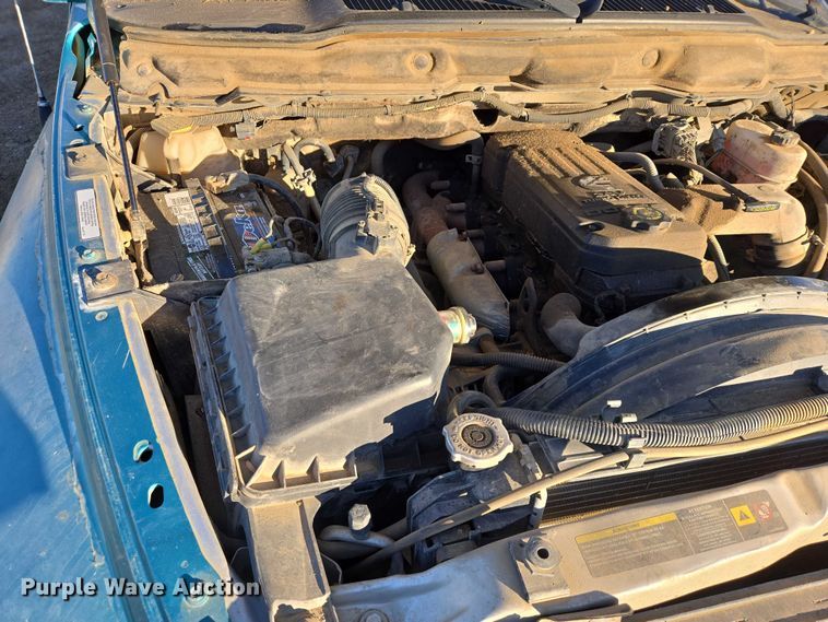 image for item ES2889 2005 Dodge Ram 3500 Crew Cab utility bed pickup truck