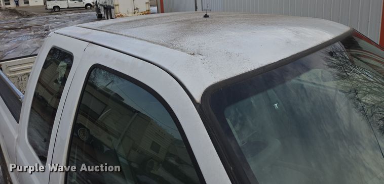 image for item ES2910 2005 Ford F250 Super Duty Ext. Cab pickup truck