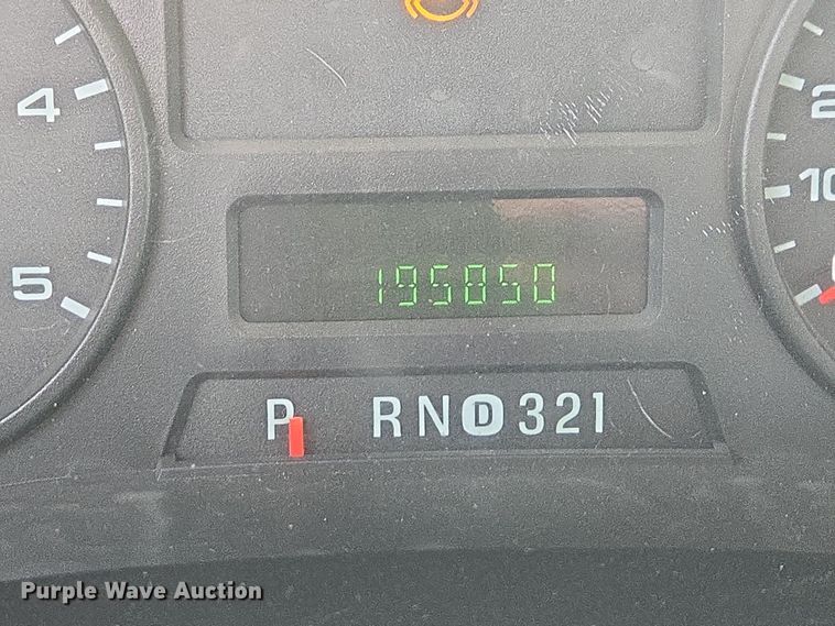 image for item ES2910 2005 Ford F250 Super Duty Ext. Cab pickup truck