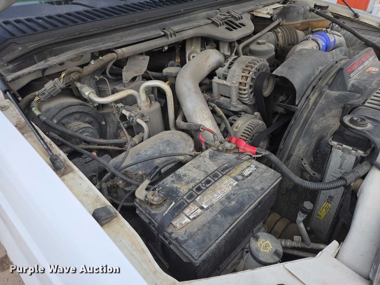 image for item ES2910 2005 Ford F250 Super Duty Ext. Cab pickup truck