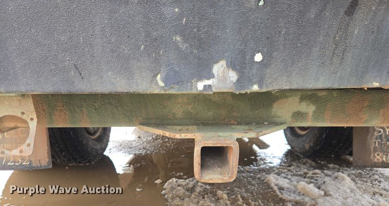 image for item ES2911 2019 Ford F350 Super Duty Ext. Cab utility bed pickup truck