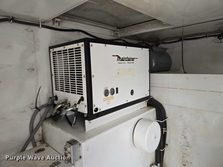 image for item ES2912 2013 Caterpillar CT660 fuel / lube truck