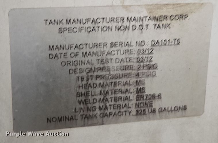 image for item ES2912 2013 Caterpillar CT660 fuel / lube truck