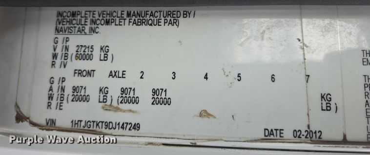 image for item ES2912 2013 Caterpillar CT660 fuel / lube truck