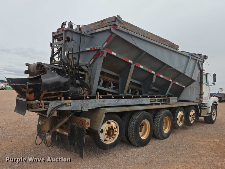 image for item ES2960 1999 Volvo WG rock slinger