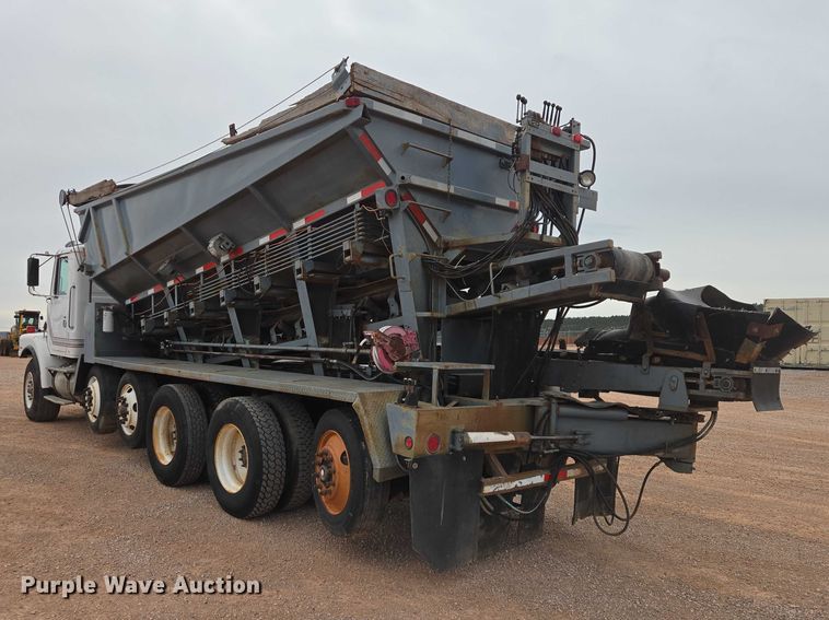 image for item ES2960 1999 Volvo WG rock slinger