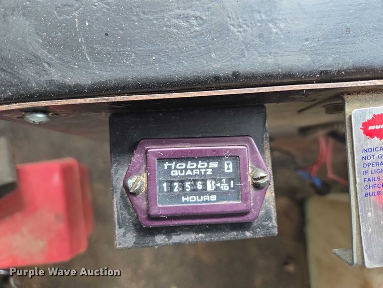 image for item ES2960 1999 Volvo WG rock slinger