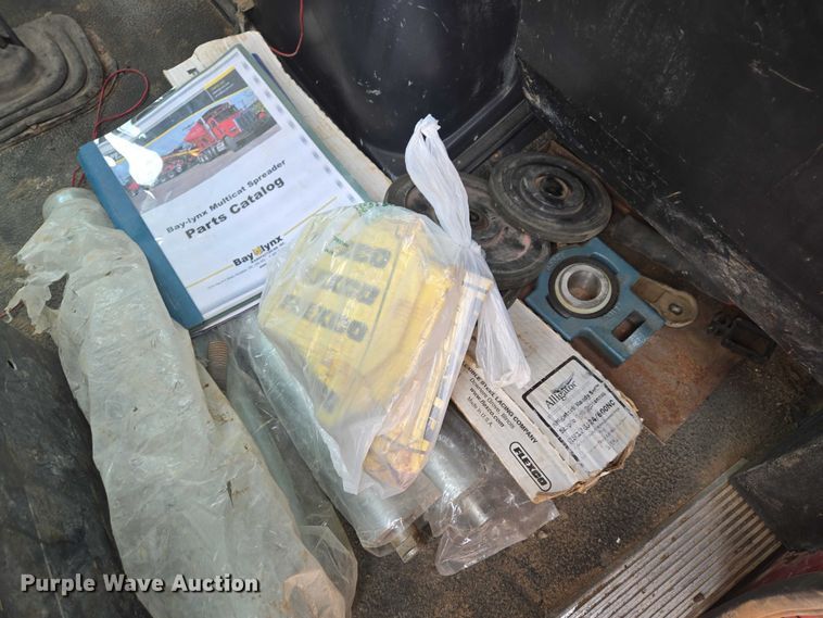 image for item ES2960 1999 Volvo WG rock slinger