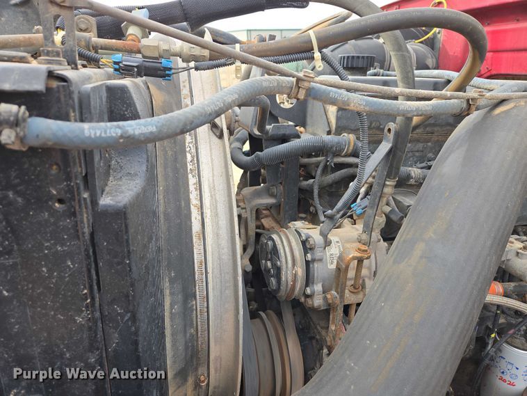 image for item ES2960 1999 Volvo WG rock slinger