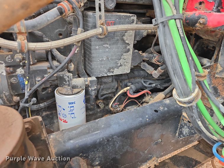 image for item ES2960 1999 Volvo WG rock slinger