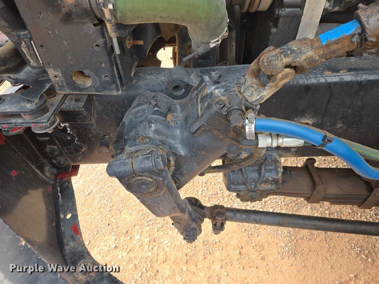 image for item ES2960 1999 Volvo WG rock slinger