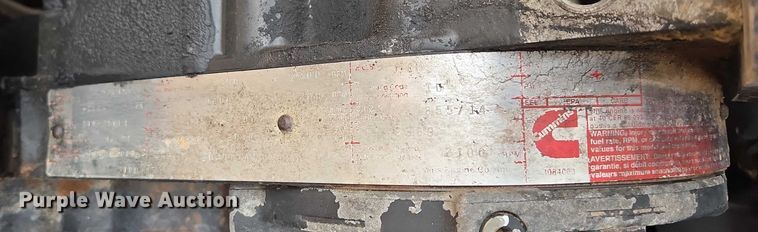 image for item ES2960 1999 Volvo WG rock slinger