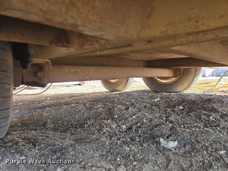 image for item ES2996 2002 Heat King HK500 ground heater