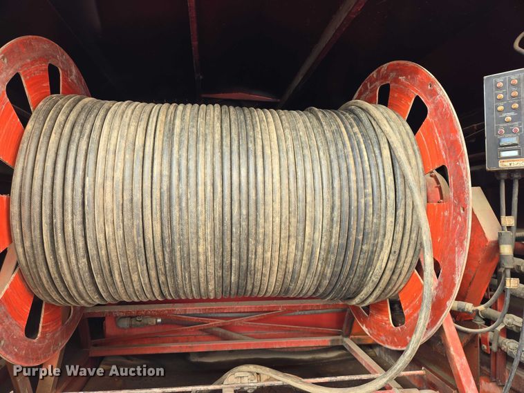 image for item ES2996 2002 Heat King HK500 ground heater