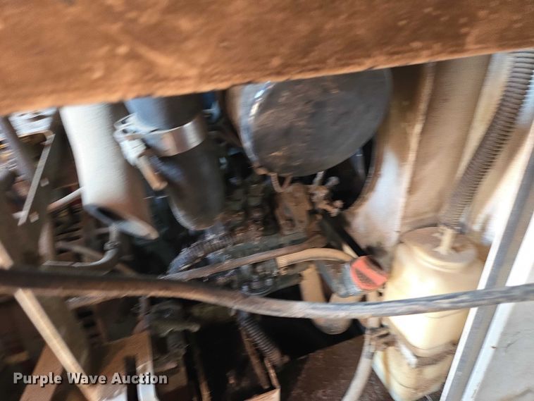 image for item ES2996 2002 Heat King HK500 ground heater