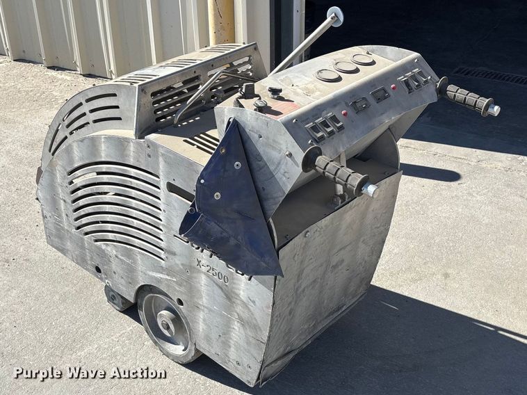 image for item ES5016 2005 Soff-Cut X-2500 concrete saw