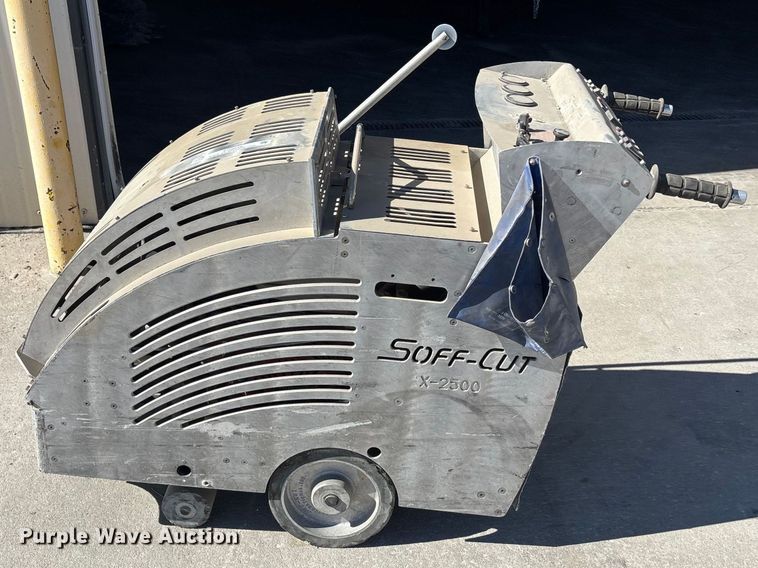 image for item ES5016 2005 Soff-Cut X-2500 concrete saw
