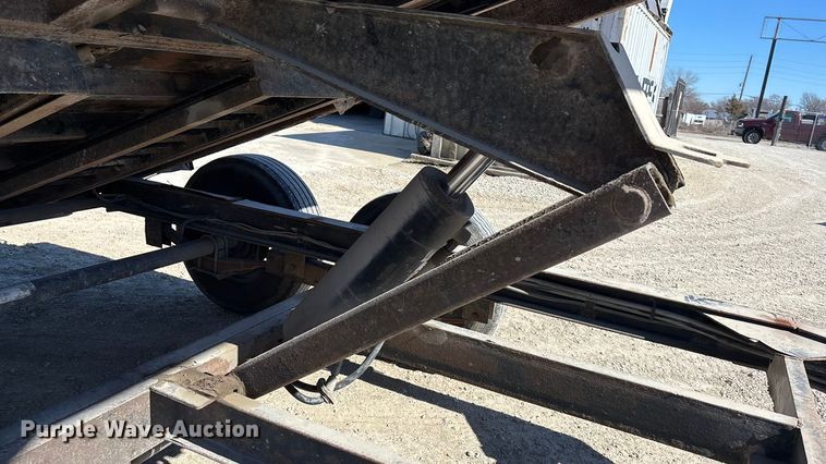 image for item ES5019 2015 Load Trail dump trailer