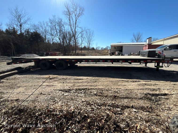 image for item ES5020 202 Load Trail Low Pro equipment trailer