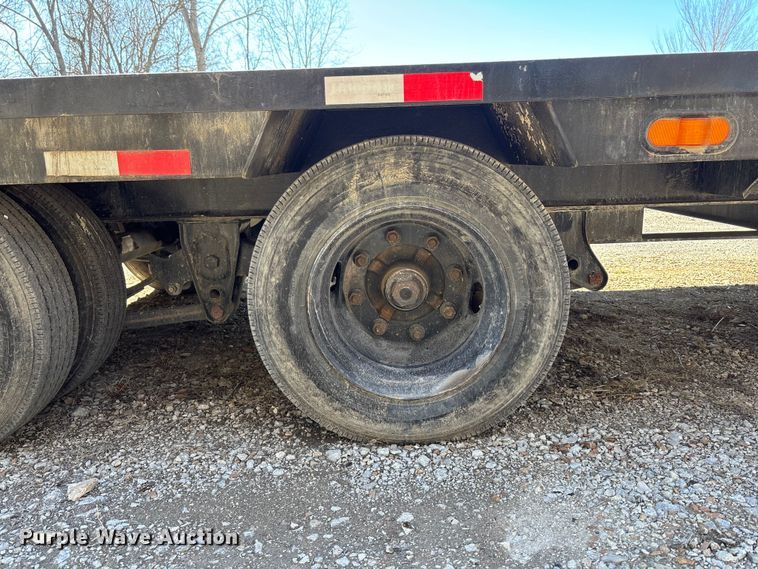 image for item ES5020 202 Load Trail Low Pro equipment trailer