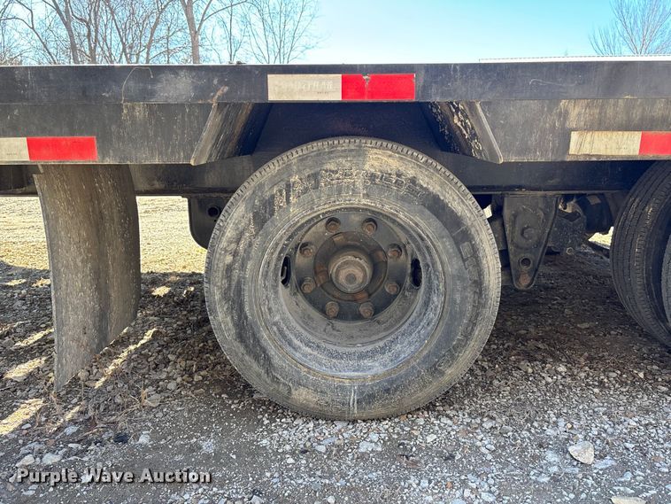 image for item ES5020 202 Load Trail Low Pro equipment trailer