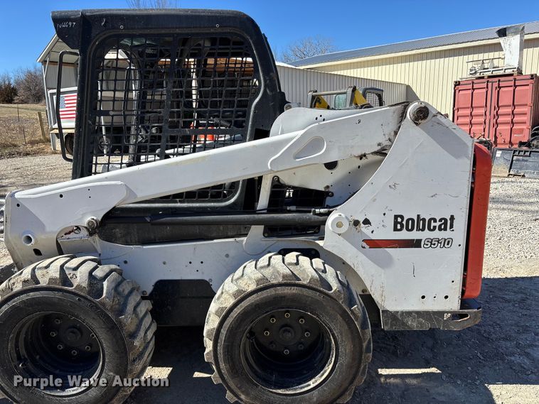 image for item ES5021 2013 Bobcat S510 skid steer loader