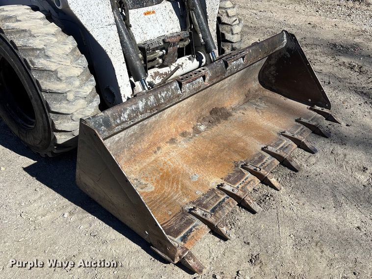 image for item ES5021 2013 Bobcat S510 skid steer loader