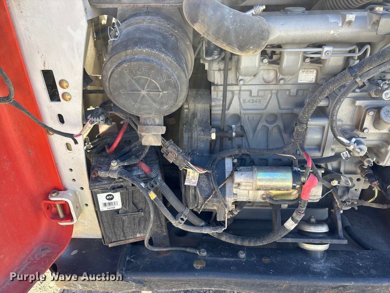 image for item ES5021 2013 Bobcat S510 skid steer loader