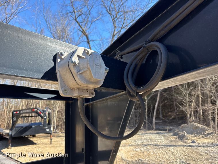 image for item ES5023 2014 Load Trail Load Max equipment trailer