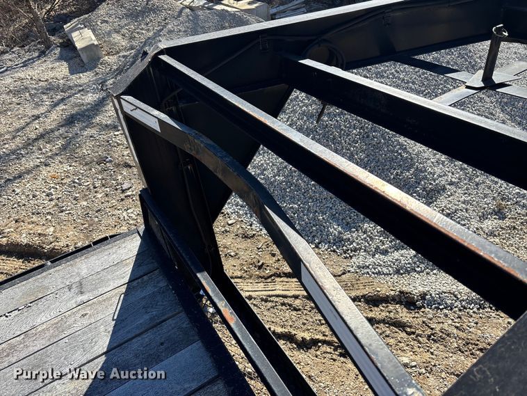 image for item ES5023 2014 Load Trail Load Max equipment trailer