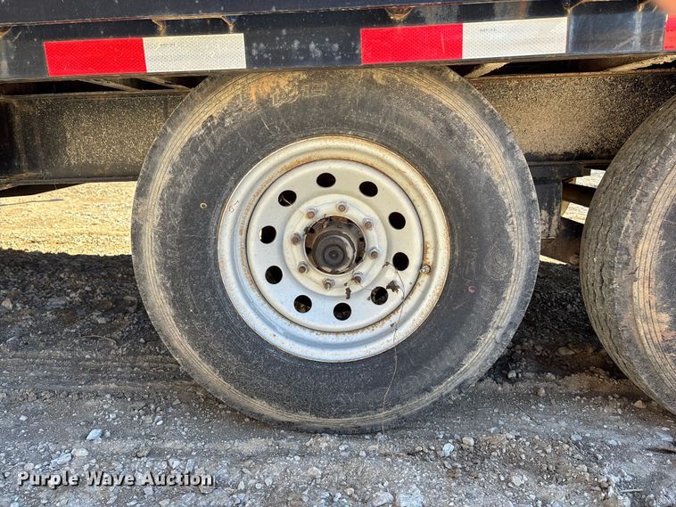 image for item ES5023 2014 Load Trail Load Max equipment trailer