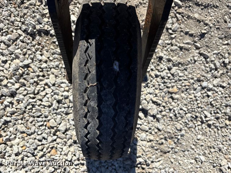 image for item ES5024 Palm skid steer grader