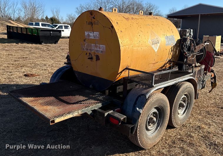 image for item ES5600 1992 United Enterprises fuel trailer