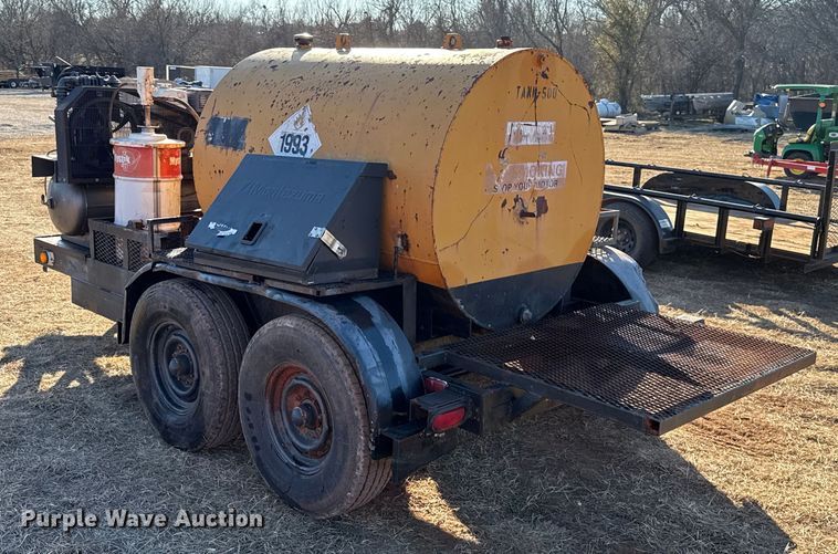 image for item ES5600 1992 United Enterprises fuel trailer