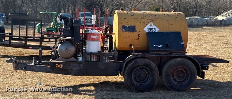 image for item ES5600 1992 United Enterprises fuel trailer