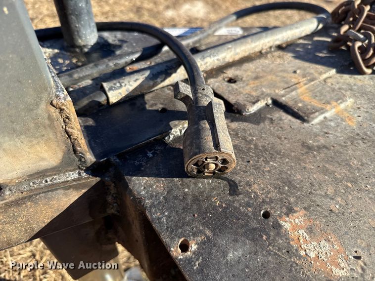 image for item ES5600 1992 United Enterprises fuel trailer